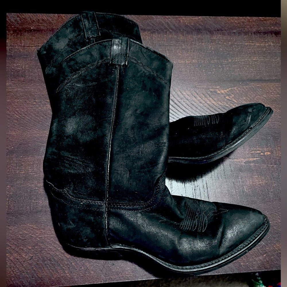 Clack Suede